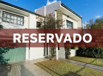 Casa · 156m² · 4 Ambientes · 1 Cochera · Venta | Chalet 4 Amb | Parque Luro