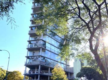 Oficina comercial · 90m² · Excelente Oficina en 2 Plantas Libre, Todo Luz y Sol en Chacarita!