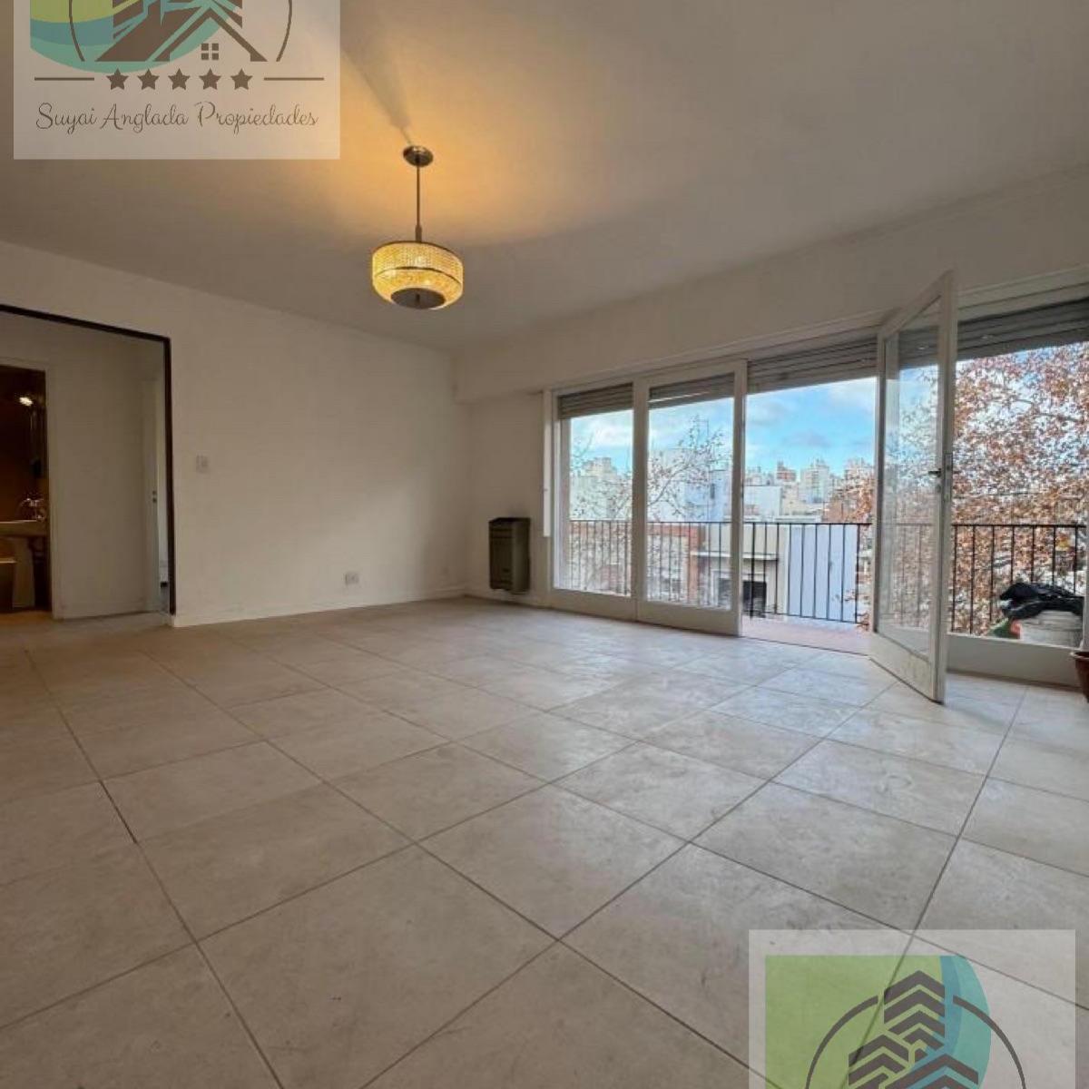 Depto 3 amb, 60m² con balcón — La Perla
