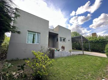 Casa de 3 ambientes, Mar del Plata · Casa en Venta Apta Credito C/ Cochera en Sierra de Los Padres