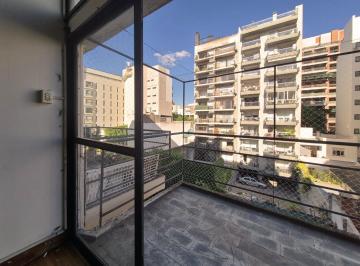 Departamento de 2 ambientes, Colegiales · 1 Dormitorio y Gran Living a Doble Altura