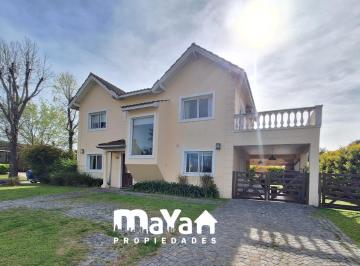 Casa · 200m² · 5 Ambientes · 2 Cocheras · Casa en Venta - San Lucas Village