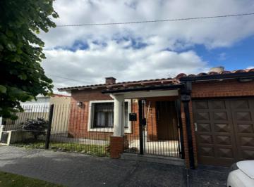 Casa de 4 ambientes, Mar del Plata · En Venta Casa 4 Ambientes Reciclada
