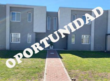 Casa · 108m² · 4 Ambientes · 2 Cocheras · Oportunidad 4 Ambientes con Galería y Jardín de 118 m²