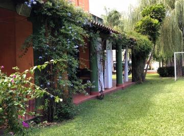 Casa de 5 ambientes, La Matanza · Importante Casa Quinta Sobre 1900 Mtrs 2 de Lote - Vivienda - Uso Comercial