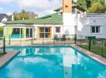 Casa · 330m² · 4 Ambientes · Consulte Precio por Semana, Quincena, Mes o Temporada Comple