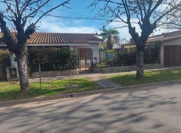 MBM-MBM-388_2 · Casa 3 Ambientes. | Republica del Ecuador Al 100