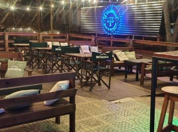 Local comercial · 40m² · 6 Ambientes · ¡Oportunidad Única de Inversión en Santa Rosa! Fondo de Comercio en Venta Parrilla - Restaurante - Bar