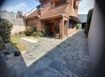 PH de 4 ambientes, Morón · En Venta - Chalet 4 Ambientes con Galpón - Haedo/morón