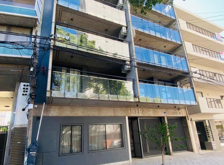 Desarrollo vertical · Edificio Castel IV