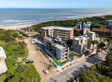 Departamento · 38m² · 2 Ambientes · 1 Cochera · Venta Departamento 2 Ambientes Mar de Ostende Pinamar con Terraza Propia
