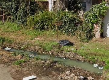 Casa · 82m² · 4 Ambientes · 1 Cochera · Se Escuchan Ofertas de Contado, Posibilidad de Tomar Vehicul