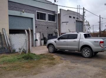 Bodega-Galpón · 400m² · Galpon / Deposito Comercial/industrial Ex Ruta 5 - Financia