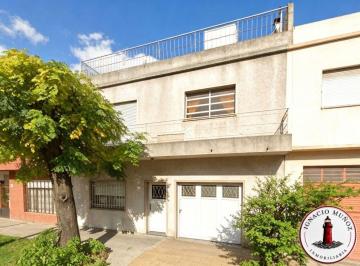 PH de 4 ambientes, La Matanza · Departamento Tipo Casa. 4 Ambientes en Planta Alta con Garage y Terraza