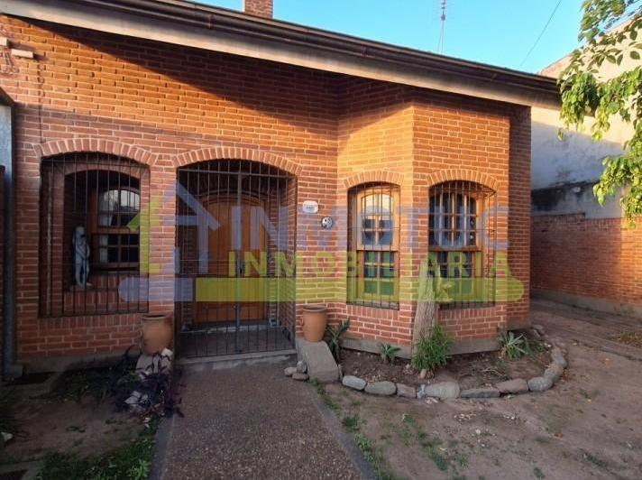 Casa · 291m² · 9 Ambientes