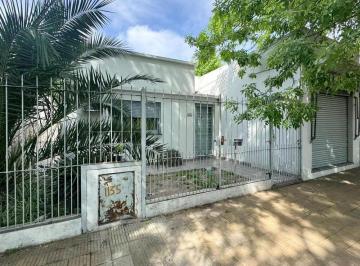 Casa · 104m² · 3 Ambientes · 1 Cochera · Casa 3 Ambientes Excelente Ubicación - Merlo Sur
