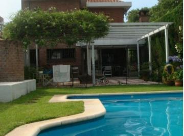 Casa · 250m² · 6 Ambientes · 1 Cochera · Casa 6 Amb con Jardín y Pileta! Martinez