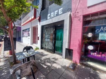 Local comercial · 32m² · Local Comercial con Patio.