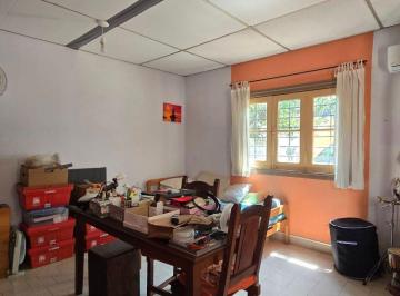 Casa de 5 ambientes, Vicente López · Casa en Venta de 3 Ambientes Mas Departamento Al Fondo Excelente Zona