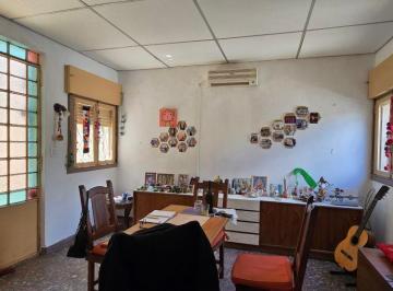Casa de 5 ambientes, Vicente López · Casa en Venta de 3 Ambientes Mas Departamento Al Fondo Excelente Zona