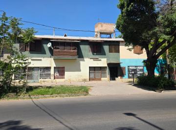 Departamento de 8 ambientes, Las Heras · Av San Martin/ Dorrego