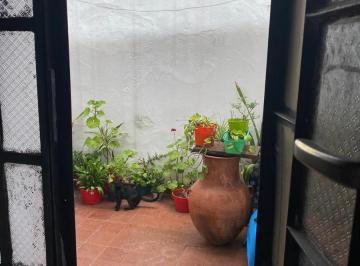PH · 107m² · 3 Ambientes · Histórico y Especial PH en Venta en San Telmo