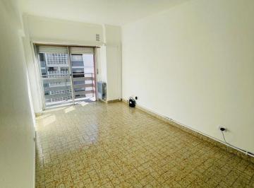 Departamento de 2 ambientes, Mar del Plata · Departamento 2 Ambientes con Balcon Al Frente - Aldrey