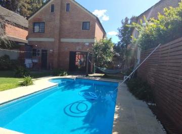 Casa · 140m² · 6 Ambientes · 1 Cochera · Casa Tres Dorm. Barrio Cerrado Canning Buenos Aires