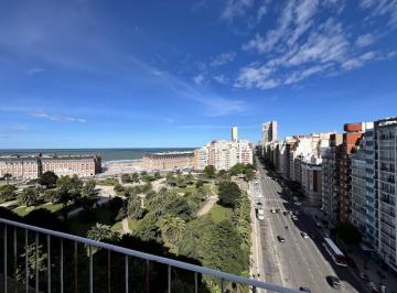 Departamento · 58m² · 3 Ambientes · Departamento 3 Ambientes con Balcon Perimetral Frente a Plaza Colon
