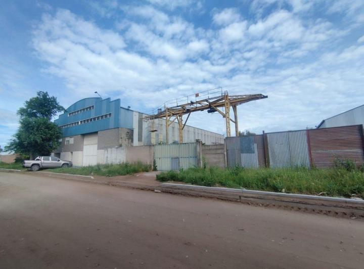 Depósito · 4189m²