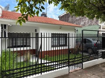Casa · 120m² · 4 Ambientes · 2 Cocheras · Casa - 4 Ambientes - Libertad