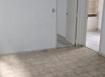 Departamento · 50m² · 3 Ambientes · Av Pueyrredon 600 - Balvanera - 3 Ambientes 50 m² - 1º por Escalera Oportunidad