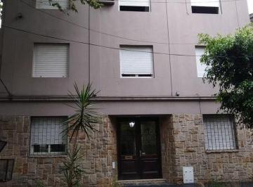 Departamento de 3 ambientes, Lomas de Zamora · Acevedo 1490 Banfield