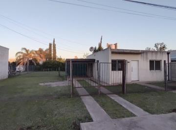 Casa · 77m² · 3 Ambientes · 1 Cochera · Casa de 2 Dorm. en Funes City