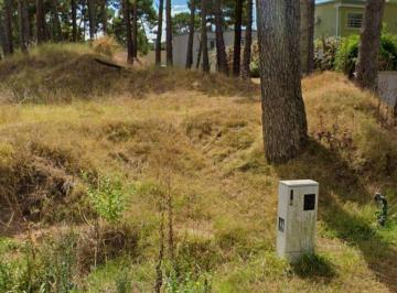 Terreno , Pinamar · Lote en Venta en Pinamar - Excelente Ubicación y con Proyecto