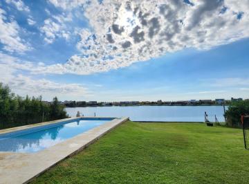 Casa · 259m² · 5 Ambientes · 3 Cocheras · Casa en Venta en Barrio San Gabriel, Villanueva, Tigre.