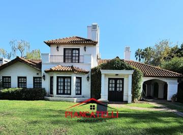 Casa · 1000m² · 4 Ambientes · 4 Cocheras · Venta de Casa 3 Ambientes en Country Banco Provincia