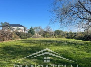 Terreno · 1000m² · Terreno en Country Los Puentes