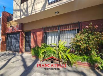 Casa · 138m² · 4 Ambientes · 3 Cocheras · Casa en Venta 4 Ambientes, en Haedo Norte