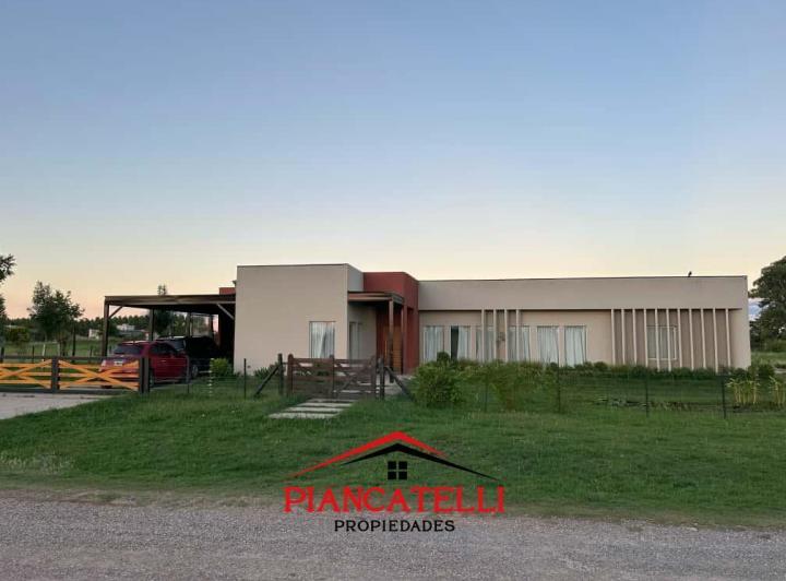 Casa · 190m² · 4 Ambientes