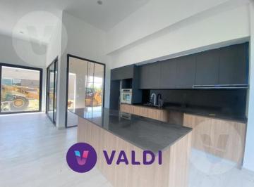 Casa · 200m² · 4 Ambientes · Casa en Venta, Canning - Barrio Fincas del Alba