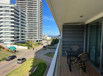 Foto1 · Vende Apartamento de 1 Dormitorio y Medio en Peninsula, Punta del Este