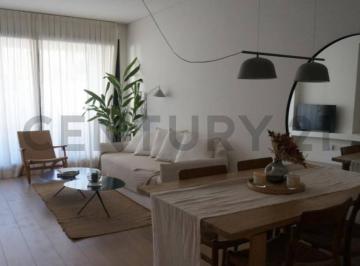 Departamento · 73m² · 3 Ambientes · Venta Departamento 3 Amb. con Renta en Flores.
