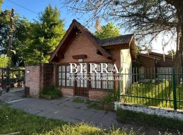 Casa · 173m² · 5 Ambientes · 2 Cocheras · Casa Venta 4 Dorm. Lote de 866 m² Ingeniero Maschwitz, Escobar