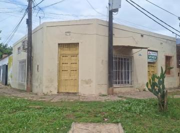 Casa · 280m² · 6 Ambientes · 1 Cochera · Inmueble en Venta! Sobre Esquina!
