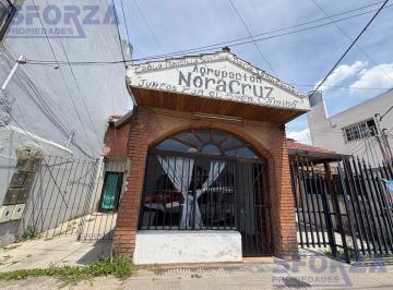 Casa · 350m² · 10 Ambientes · 1 Cochera · Casa + Local + Tres Deptos en Venta, Ideal Inversor!