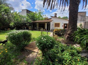 Casa · 70m² · 3 Ambientes · 4 Cocheras · Casa - Longchamps