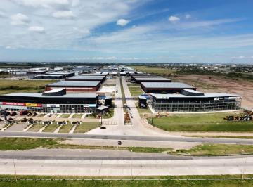 Bodega-Galpón · 800m² · Nave Industrial 800 m² con Oficinas - Polo 52