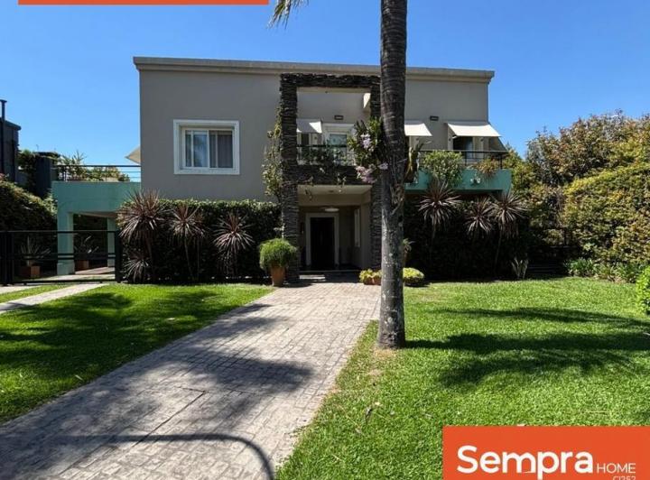 Casa · 850m² · 6 Ambientes