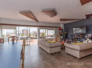 Departamento · 95m² · 6 Ambientes · 1 Cochera · Departamento en Barrio Norte
